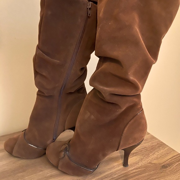 High Heel Boots - Picture 2 of 3